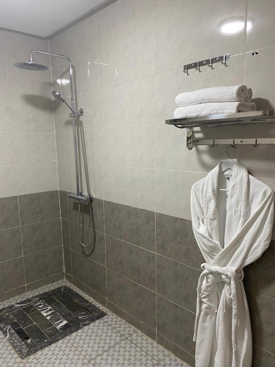 Hotel Golden Star Taounate Экстерьер фото